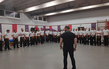 Salue du formateur Krav Maga